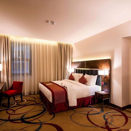 Ramada Hotel & Suites By Wyndham Jerevan Exteriér fotografie