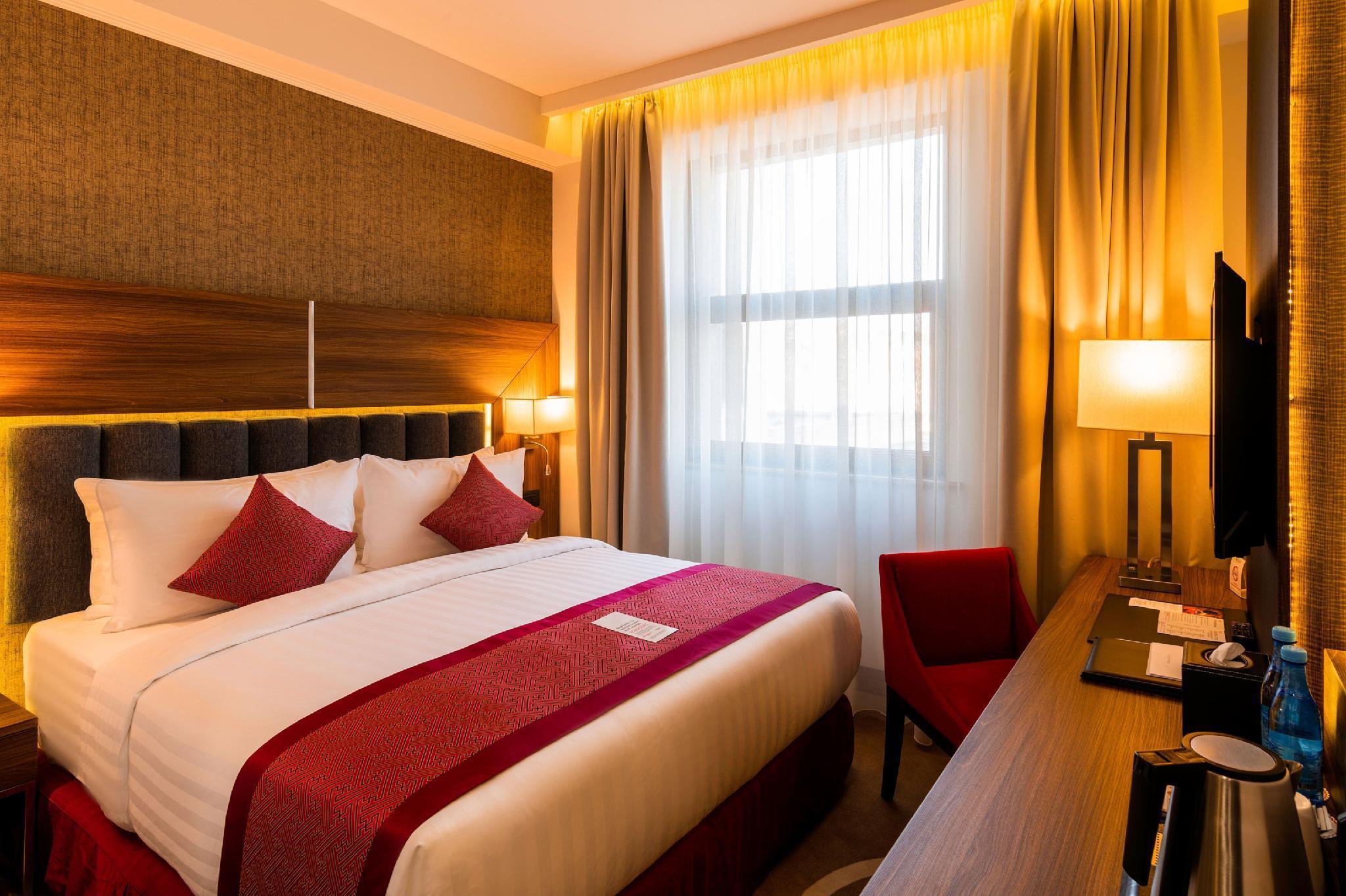 Ramada Hotel & Suites By Wyndham Jerevan Exteriér fotografie