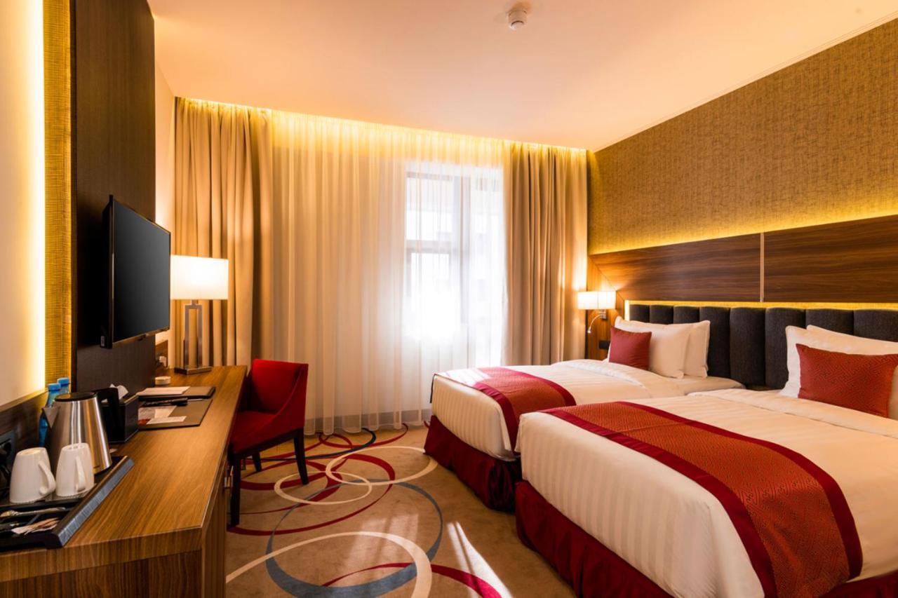 Ramada Hotel & Suites By Wyndham Jerevan Exteriér fotografie